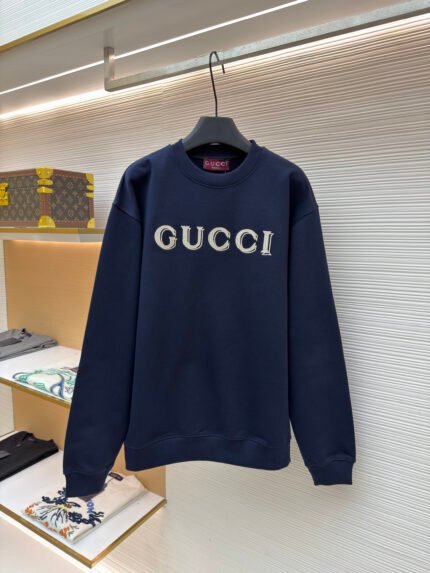 Gucci Logo-Embroidered Crewneck Sweatshirt