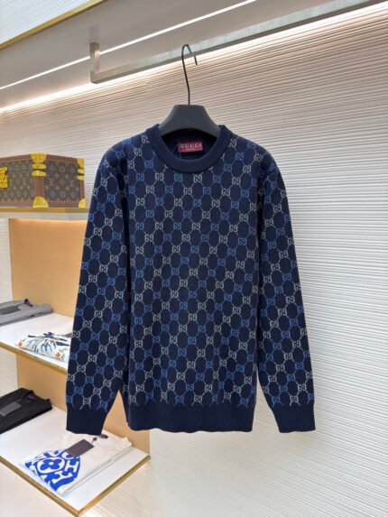 Gucci Buckle-Detail Crewneck Sweater