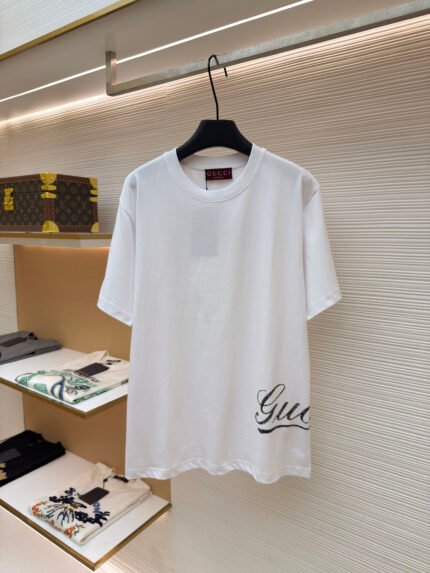 Gucci Logo-Print Short-Sleeve Top