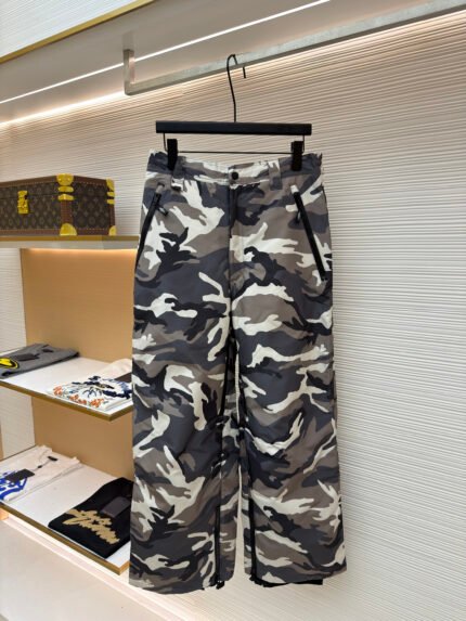 Balenciaga Camouflage Ski Collection – Ski Pants