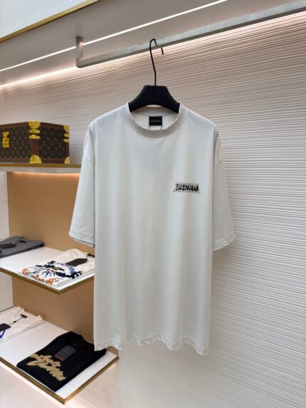 Balenciaga White Short-Sleeve Crewneck T-Shirt with Rubberized Print