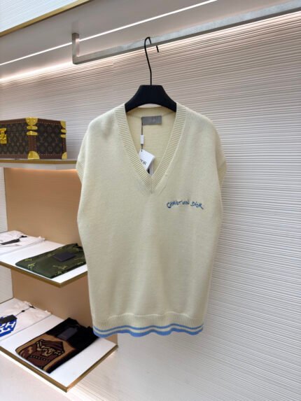 Dior Letter-Embroidered Sleeveless Sweater Vest