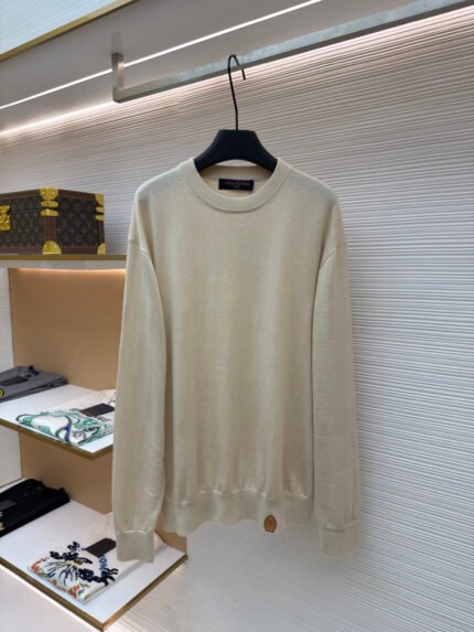 LOUIS VUITTON Knitted Long-Sleeve Pullover with Leather Lettering Logo