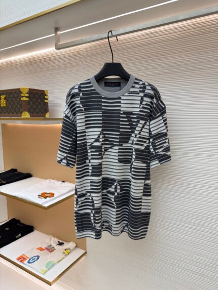 Louis Vuitton Letter & Floral Jacquard Short-Sleeve Knit with Contrast Stripes
