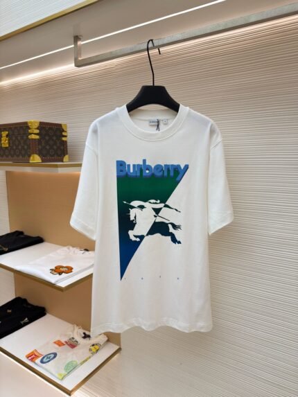 Burberry Gradient Inverted Triangle Crew-Neck Short-Sleeve T-Shirt