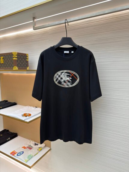 Burberry Check-Base Knight Motif Crew-Neck Short-Sleeve T-Shirt
