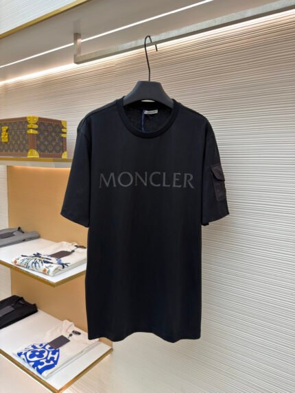 Moncler Short-Sleeve T-Shirt with Logo Patch Pocket