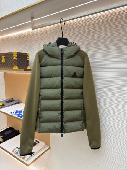 Moncler Logo-Panelled Down Jacket
