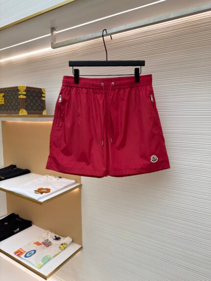 Moncler Logo-Pocket Shorts