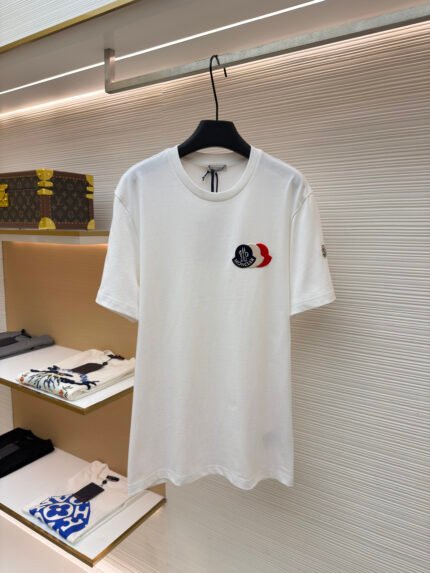 Moncler Logo Patch Short-Sleeve T-Shirt
