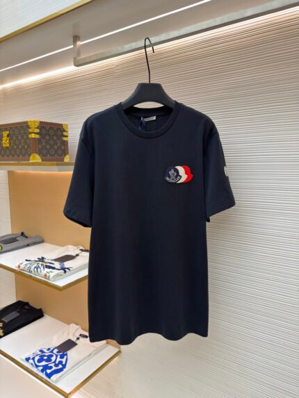 Moncler Logo Patch Short-Sleeve T-Shirt